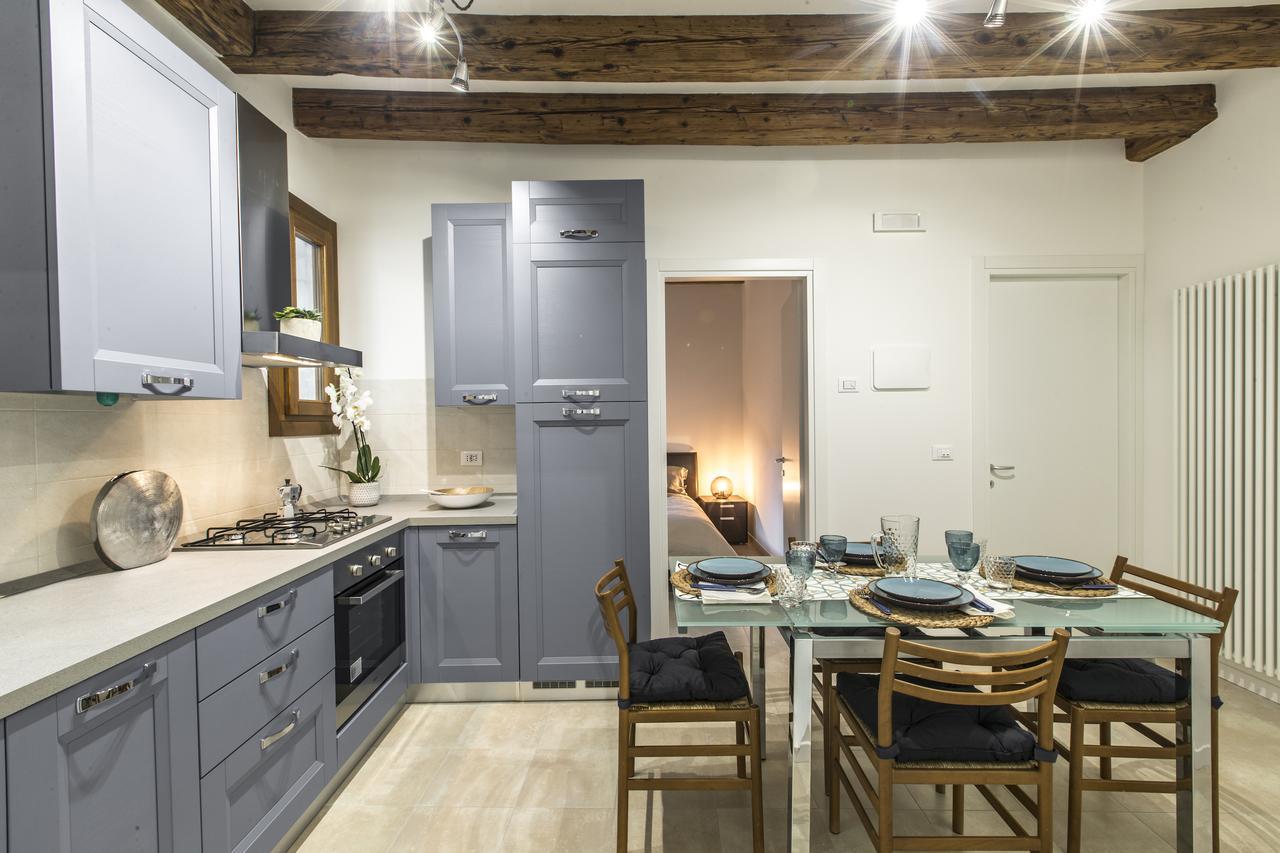 Ca Rezzonico Apartment R&R Velence Kültér fotó